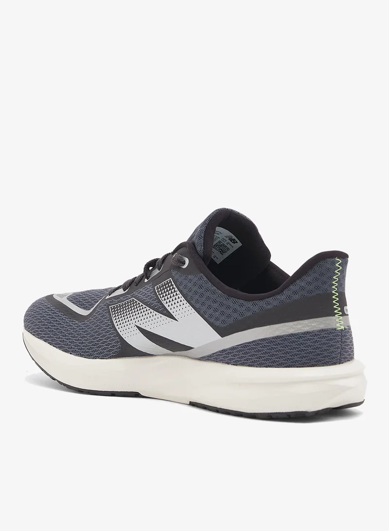 New Balance FLASH  Sports Shoes